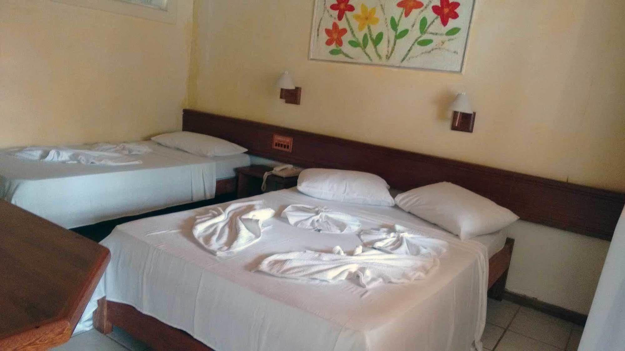 Hotel Pousada Castanheiras Do Village Porto Seguro Buitenkant foto